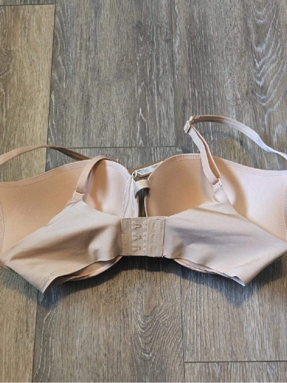 SKIMS Kim Kardashian Women's 34DD Ultimate Super Push Up Bra New. - Picture 2 of 2